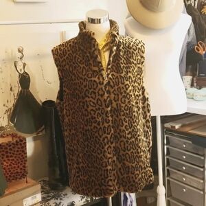 Mixit Faux Leopard Vest, Size M.